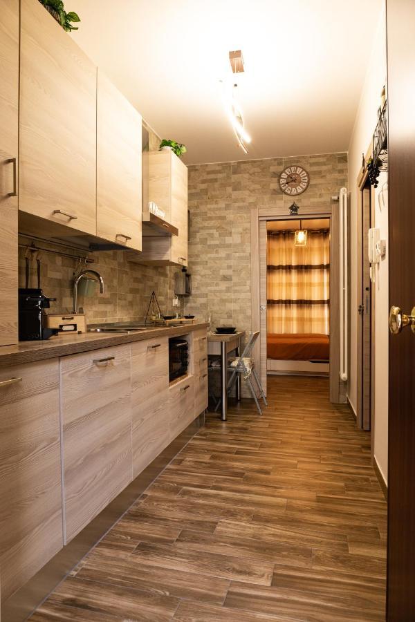 Tizzy Apartment & Rooms Bari Luaran gambar