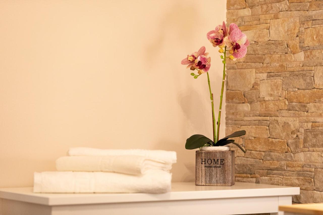 Tizzy Apartment & Rooms Bari Luaran gambar